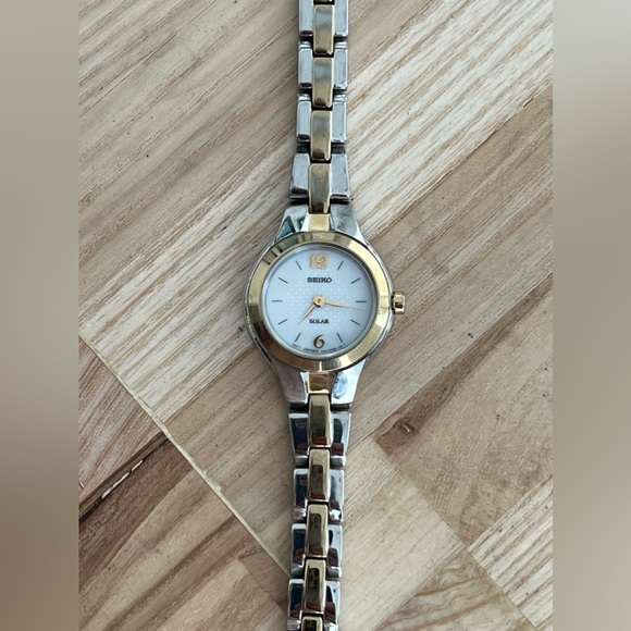 Seiko Solar Ladies Watch Two Tone Bracelet Round White Dial - Picture 7 of 15